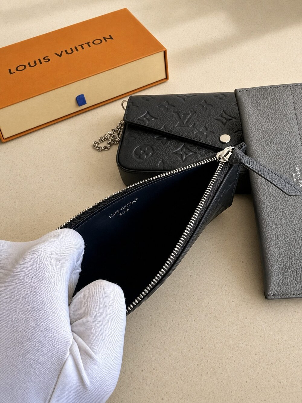 Louis Vuitton Felicie Black Empreinte Leather Chain Pouch - Picture 5 of 5